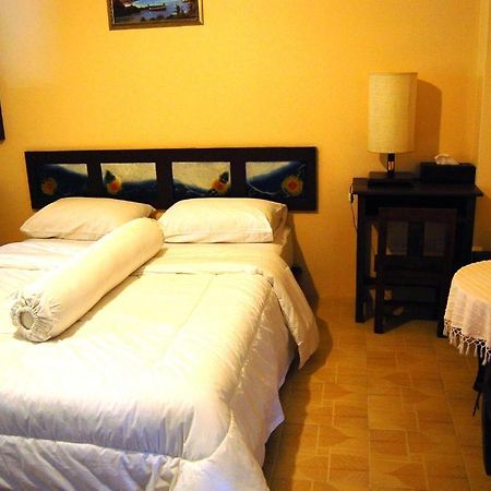 Thajene Boutique House Vandrarhem Chiang Mai Rum bild